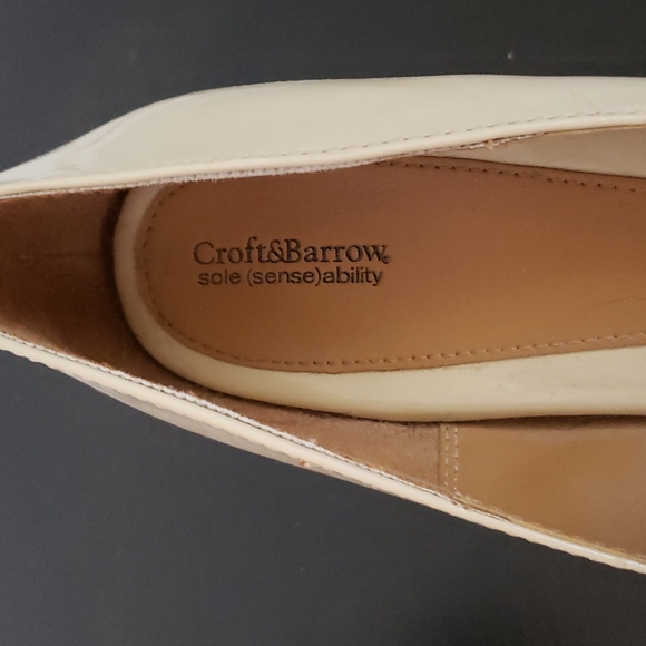 Croft and Barrow cream heels, size 10 - Picture 4 of 5